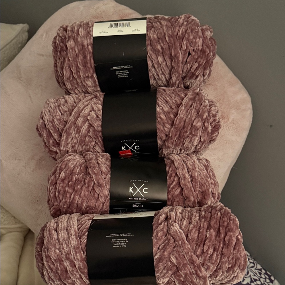 K AND C yarn